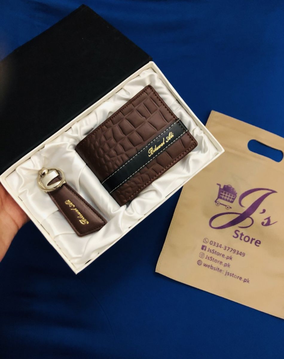Personalized Crocodile Style Brown Leather Wallet, Keychain, and Pen Set with Golden Engraving