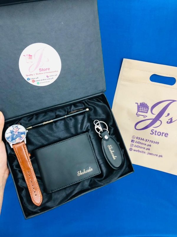 wallet and keychain set