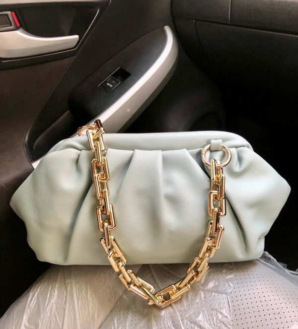 Cloud Bag With Chain