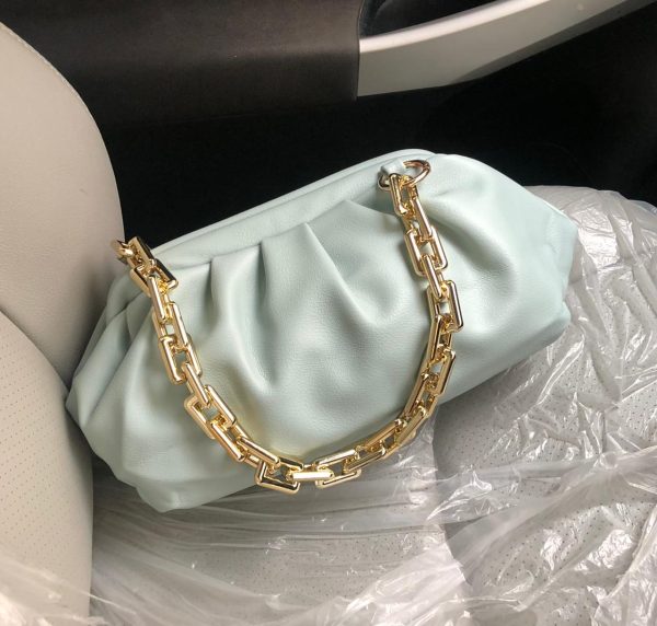 Cloud Bag With Chain