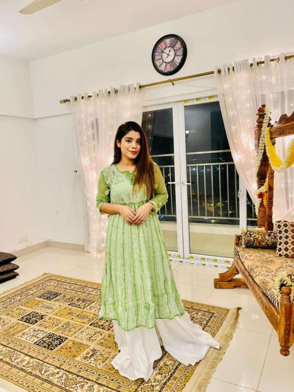 Gorgeous Sahar Rashid looking like a breath of fresh air in our Lucknowi Chikankari Kalidaar Green