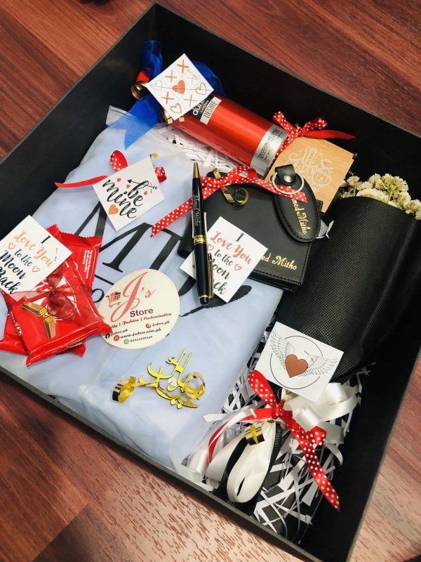 J's Store's Eid Gift Boxes For Men Diamond Gift Set.