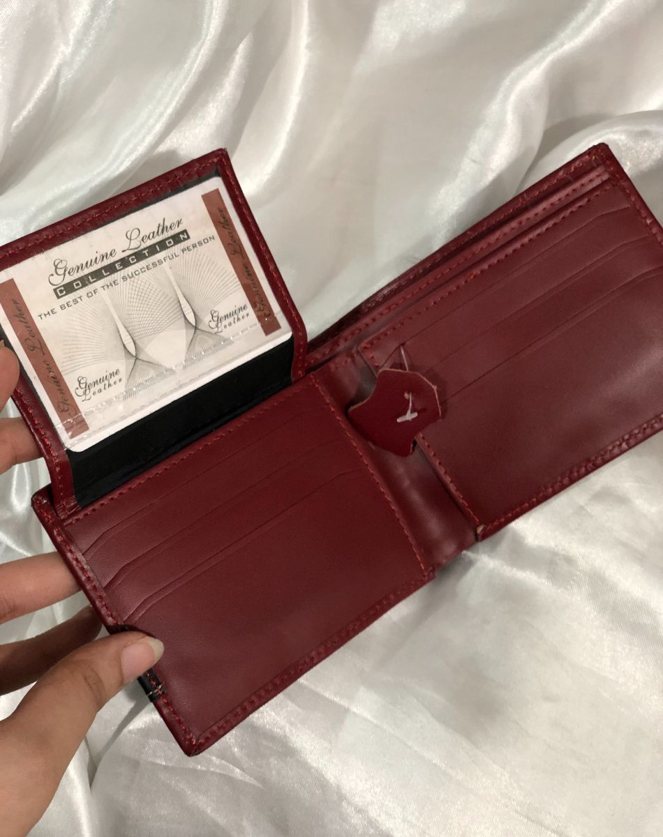 Crocodile Leather Wallet For Men (Maroon)