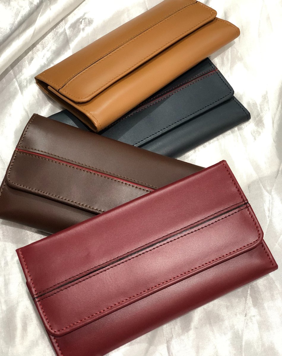 Classic Carry Leather Wallet For Women