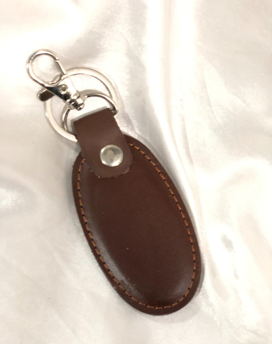 Simple Leather Keychain Brown