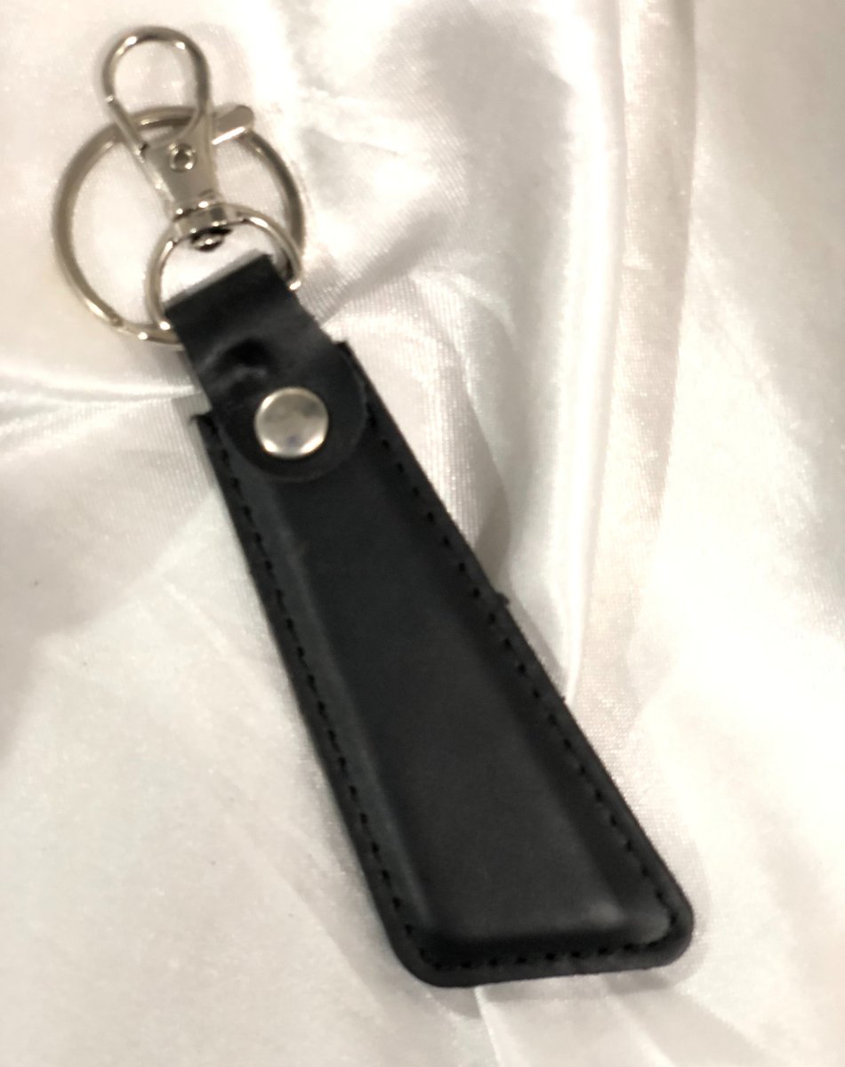 Sleek Leather Keychain Black