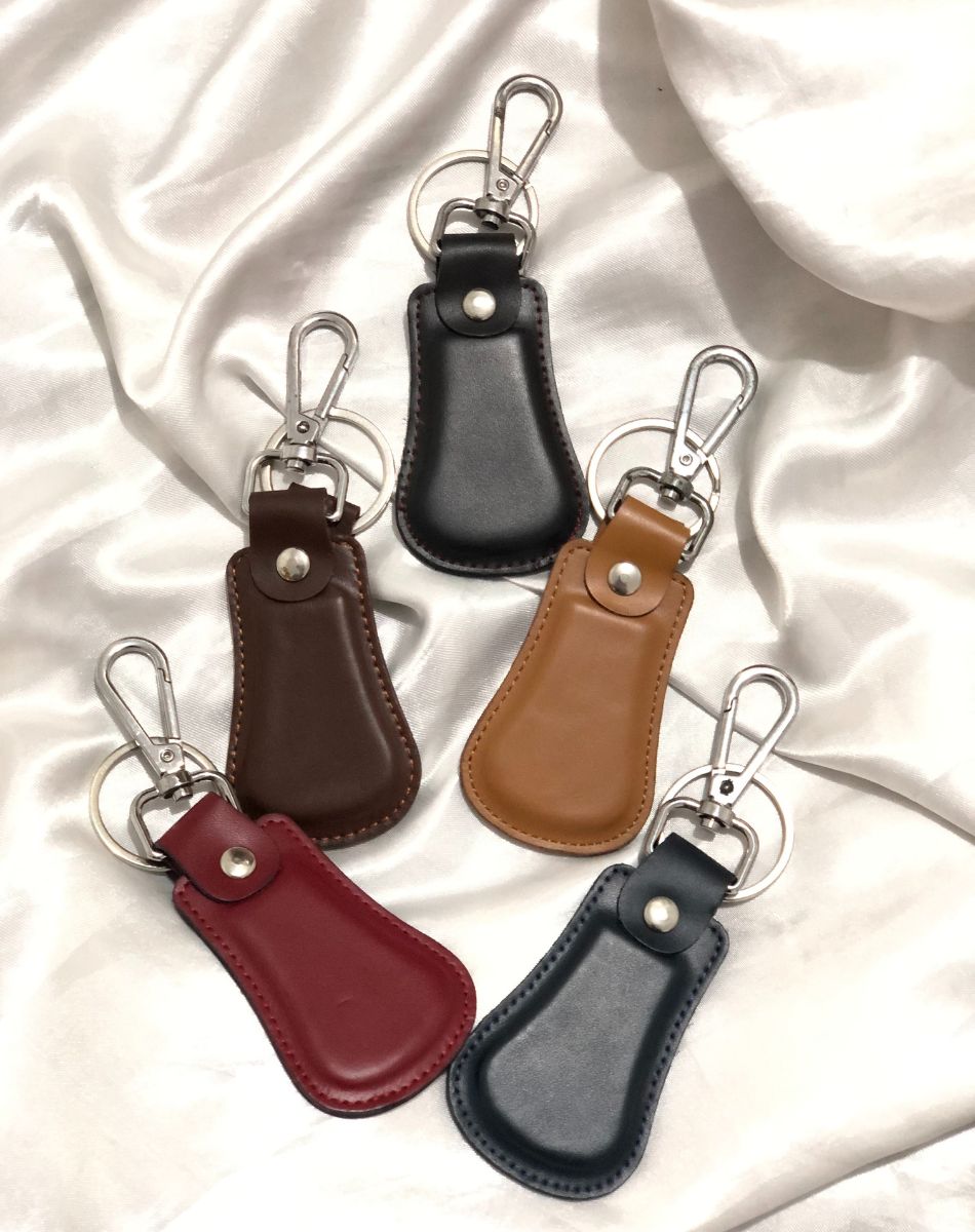 Elegant Curved Leather Keychain