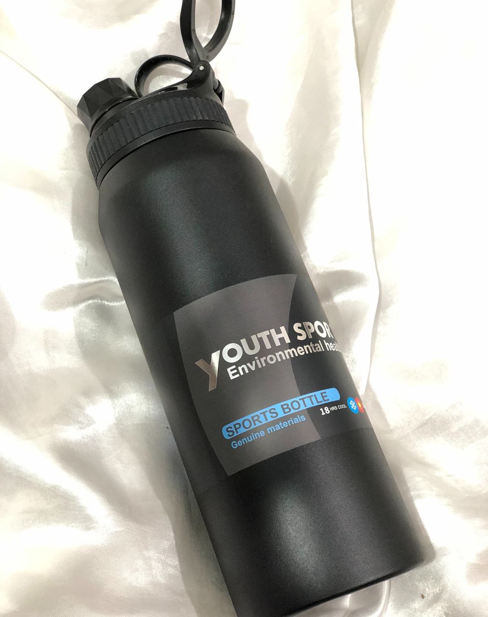 Youth Sports 18-Hour Insulated Sports Bottle – Front View